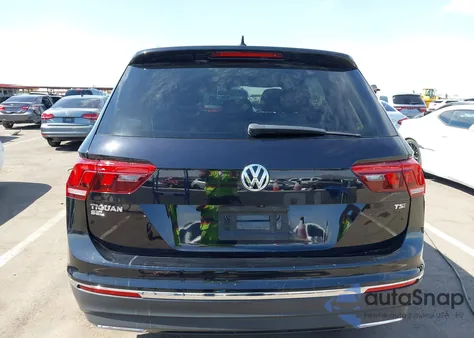 2018 Volkswagen Tiguan 2.0T Se/2.0T Sel from USA, damaged, VIN 3VV3B7AX4JM056650